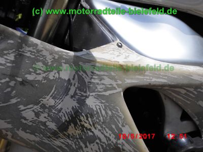 Yamaha_YZF-R1_RN01_EZ2000_Rennmaschine_weiss_Heck-Umbau_Akrapovic_Sport-Auspuff_GFK-Verkleidung_-_Teile_Ersatzteile_parts_spares_spare-parts_ricambi_repuestos_wie_R1_RN04-12.jpg