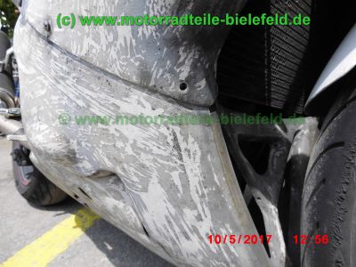 Yamaha_YZF-R1_RN01_EZ2000_Rennmaschine_weiss_Heck-Umbau_Akrapovic_Sport-Auspuff_GFK-Verkleidung_-_Teile_Ersatzteile_parts_spares_spare-parts_ricambi_repuestos_wie_R1_RN04-37.jpg