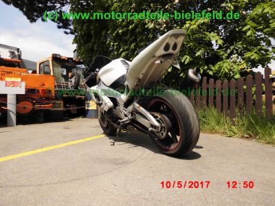 Yamaha_YZF-R1_RN01_EZ2000_Rennmaschine_weiss_Heck-Umbau_Akrapovic_Sport-Auspuff_GFK-Verkleidung_-_Teile_Ersatzteile_parts_spares_spare-parts_ricambi_repuestos_wie_R1_RN04-9.jpg