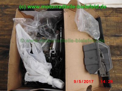 Suzuki_RGV250_GAMMA_VJ22B_Zweizylinder_Zweitakt_two-stroke_-_Teile_Ersatzteile_parts_spares_spare-parts_ricambi_repuestos_wie_VJ21_VJ23_Aprilia_RS250-127.jpg