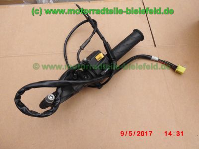 Suzuki_RGV250_GAMMA_VJ22B_Zweizylinder_Zweitakt_two-stroke_-_Teile_Ersatzteile_parts_spares_spare-parts_ricambi_repuestos_wie_VJ21_VJ23_Aprilia_RS250-147.jpg