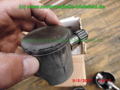 Suzuki_RGV250_GAMMA_VJ22B_Zweizylinder_Zweitakt_two-stroke_-_Teile_Ersatzteile_parts_spares_spare-parts_ricambi_repuestos_wie_VJ21_VJ23_Aprilia_RS250-97.jpg
