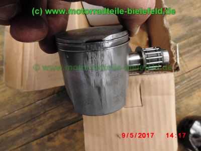 Suzuki_RGV250_GAMMA_VJ22B_Zweizylinder_Zweitakt_two-stroke_-_Teile_Ersatzteile_parts_spares_spare-parts_ricambi_repuestos_wie_VJ21_VJ23_Aprilia_RS250-98.jpg