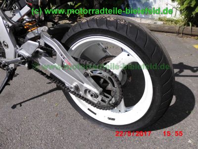 Suzuki_RGV250_GAMMA_VJ22B_Zweizylinder_Zweitakt_two-stroke_Supersportler_Tuning_an_Fahrwerk_Motor_-_no_VJ21_VJ23_Aprilia_RS250-19.jpg