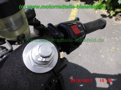 Suzuki_RGV250_GAMMA_VJ22B_Zweizylinder_Zweitakt_two-stroke_Supersportler_Tuning_an_Fahrwerk_Motor_-_no_VJ21_VJ23_Aprilia_RS250-33.jpg