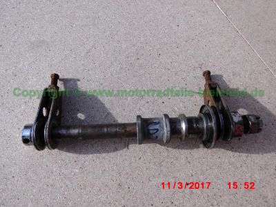 Yamaha_RD250_Typ_352_gelb_Cup-Racer_Cafe-Racer_Alu-Tank_Vollverkleidung_Hoeckersitzbank_-_Teile_Ersatzteile_spare-parts_wie_DS7_1A2_R5_RX350_RD350_Typ_351_1A1_1A3-100.jpg