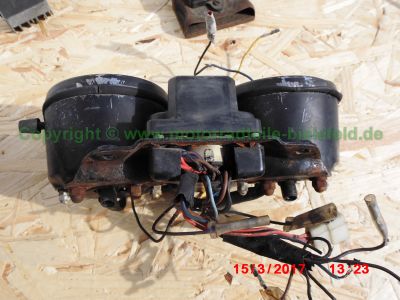 Yamaha_RD250_Typ_352_gelb_Cup-Racer_Cafe-Racer_Alu-Tank_Vollverkleidung_Hoeckersitzbank_-_Teile_Ersatzteile_spare-parts_wie_DS7_1A2_R5_RX350_RD350_Typ_351_1A1_1A3-177.jpg