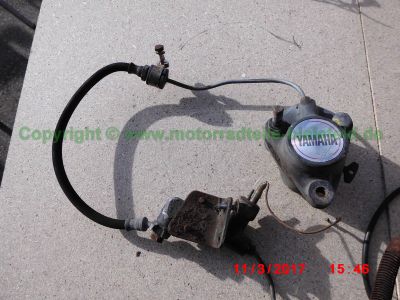 Yamaha_RD250_Typ_352_gelb_Cup-Racer_Cafe-Racer_Alu-Tank_Vollverkleidung_Hoeckersitzbank_-_Teile_Ersatzteile_spare-parts_wie_DS7_1A2_R5_RX350_RD350_Typ_351_1A1_1A3-70.jpg