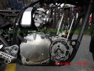 Suzuki_GSX750E_GS75X_Moto_Italia_Vollverkleidung_Thor_Tommaselli_Stummel-Lenker_257_–_Teile_Ersatzteile_spare-parts_wie_GSX1100E_GS110X-100.jpg