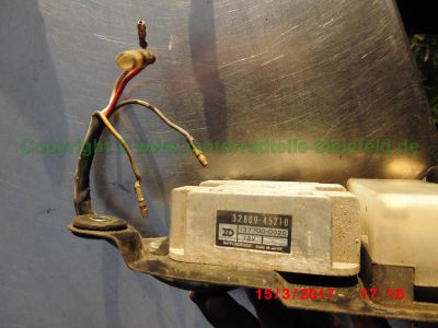 Suzuki_GSX750E_GS75X_Moto_Italia_Vollverkleidung_Thor_Tommaselli_Stummel-Lenker_257_–_Teile_Ersatzteile_spare-parts_wie_GSX1100E_GS110X-154.jpg