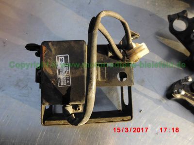 Suzuki_GSX750E_GS75X_Moto_Italia_Vollverkleidung_Thor_Tommaselli_Stummel-Lenker_257_–_Teile_Ersatzteile_spare-parts_wie_GSX1100E_GS110X-161.jpg