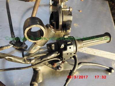 Suzuki_GSX750E_GS75X_Moto_Italia_Vollverkleidung_Thor_Tommaselli_Stummel-Lenker_257_–_Teile_Ersatzteile_spare-parts_wie_GSX1100E_GS110X-221.jpg