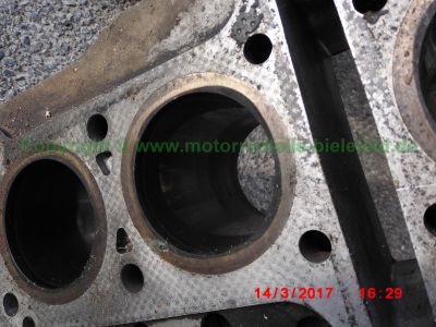 Suzuki_GSX750E_GS75X_Moto_Italia_Vollverkleidung_Thor_Tommaselli_Stummel-Lenker_257_–_Teile_Ersatzteile_spare-parts_wie_GSX1100E_GS110X-37.jpg