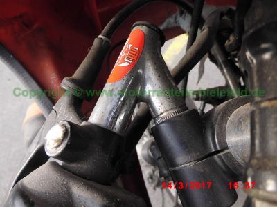 Suzuki_GSX750E_GS75X_Moto_Italia_Vollverkleidung_Thor_Tommaselli_Stummel-Lenker_257_–_Teile_Ersatzteile_spare-parts_wie_GSX1100E_GS110X-71.jpg