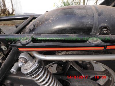 Suzuki_GSX750E_GS75X_Moto_Italia_Vollverkleidung_Thor_Tommaselli_Stummel-Lenker_257_–_Teile_Ersatzteile_spare-parts_wie_GSX1100E_GS110X-84.jpg