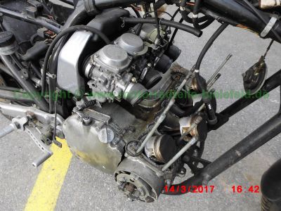 Suzuki_GSX750E_GS75X_Moto_Italia_Vollverkleidung_Thor_Tommaselli_Stummel-Lenker_257_–_Teile_Ersatzteile_spare-parts_wie_GSX1100E_GS110X-98.jpg