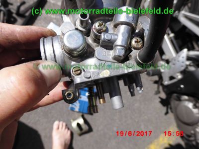 Honda_CBR125R_JC34_rot_Sturz_-_plus_Teile_Ersatzteile_parts_spares_spare-parts_ricambi_repuestos_wie_JC39-104.jpg