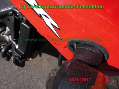 Honda_CBR125R_JC34_rot_Sturz_-_plus_Teile_Ersatzteile_parts_spares_spare-parts_ricambi_repuestos_wie_JC39-229.jpg