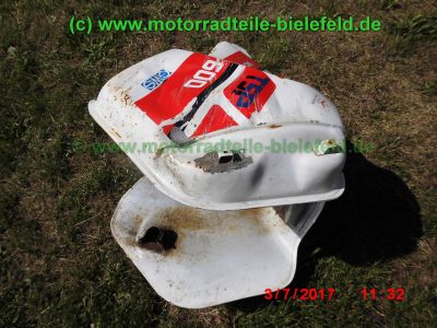 Yamaha_XT600Z_Tenere_3AJ_Teile_Ersatzteile_spares_parts_front-fender_Kotfluegel_Schutzblech_Tank_Kanzel_cowling_Seitenteil_Seitendeckel_side-cover_wie_1VJ-48.jpg