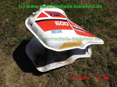 Yamaha_XT600Z_Tenere_3AJ_Teile_Ersatzteile_spares_parts_front-fender_Kotfluegel_Schutzblech_Tank_Kanzel_cowling_Seitenteil_Seitendeckel_side-cover_wie_1VJ-53.jpg