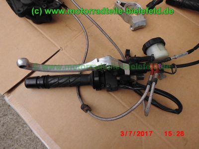 Yamaha_FZR1000_EXUP_1995_3GM_3LE_Teile_Ersatzteile_spare-parts_spares_parts_ricambi_repuestos-96.jpg