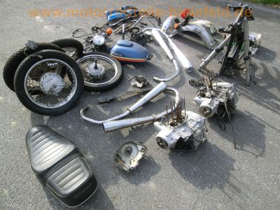 Honda_CM_185_T_Chopper_blau_zerlegt_-_wie_CB_CM_200_T_250_C_CA_125_Rebel_6.jpg