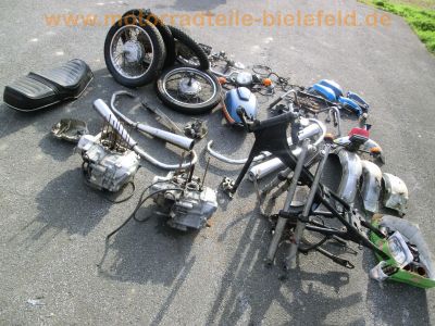 Honda_CM_185_T_Chopper_blau_zerlegt_-_wie_CB_CM_200_T_250_C_CA_125_Rebel_7.jpg