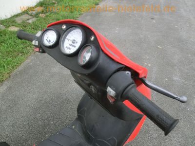 Italjet_FR50_Formula_rot_Roller_Scooter_mit_Achsschenkel-Lenkung_-_wie_Italjet_FR80_FR125_Formula_60.jpg