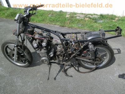 Kawasaki_KZ_400_J_4-Zylinder_Extras_-_wie_KZ_400_500_550_A_B_C_D_E_J_K_L_119.jpg