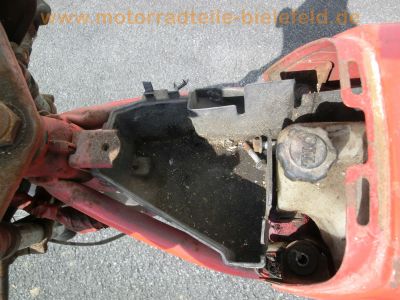 Honda_MB-8_HC01_rot_Motor_dreht_-_wie_MB-5_MT_5_8_50_80_MTX_80_HD06_19.jpg