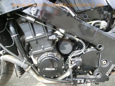 Kawasaki_ZZ-R_1100_C_ZXT10C_4-1_Auspuff_Einzelsitz_-_Motor_wie_ZRX_1100_GPZ_1100_ZXT10D_ZXT10E_52.jpg