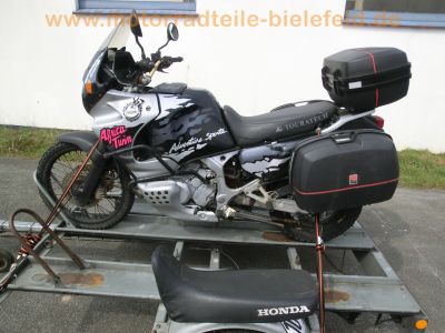 Honda_XRV_750_Africa_Twin_RD07_1__Hd__Extras_Touratech_Mikuni_GIVI_-_wie_RD04_XRV_XL_600_650_V_Transalp_1.jpg