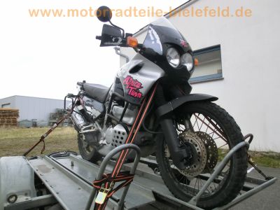 Honda_XRV_750_Africa_Twin_RD07_1__Hd__Extras_Touratech_Mikuni_GIVI_-_wie_RD04_XRV_XL_600_650_V_Transalp_68.jpg