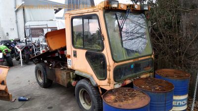 Ladog_G129D825_4x4_Motor_MB_OM602_Schmalspur-Multifunktionsfahrzeug_Geraetetraeger_Kommunal-LKW_hydrostatischer_Allrad-Antrieb_Allrad-Lenkung_-_Ersatzteile_Teile_spare-parts_spares_30.jpg