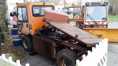 Ladog_G129D825_4x4_Motor_MB_OM602_Schmalspur-Multifunktionsfahrzeug_Geraetetraeger_Kommunal-LKW_hydrostatischer_Allrad-Antrieb_Allrad-Lenkung_-_Ersatzteile_Teile_spare-parts_spares_32.jpg