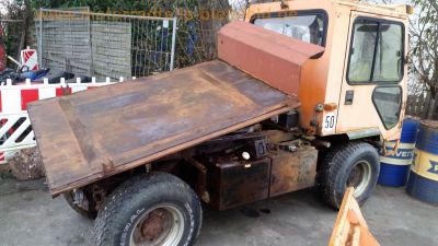 Ladog_G129D825_4x4_Motor_MB_OM602_Schmalspur-Multifunktionsfahrzeug_Geraetetraeger_Kommunal-LKW_hydrostatischer_Allrad-Antrieb_Allrad-Lenkung_-_Ersatzteile_Teile_spare-parts_spares_34.jpg