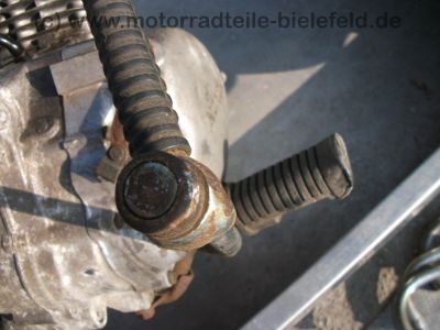 Honda_CB_100_Teilemotor_und_Motor_komplett_-_wie_CB_72_77_92_125_J_6.jpg