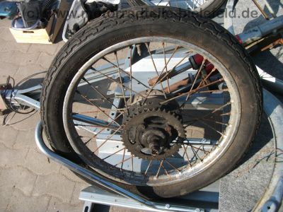 Honda_CB_100_rot_Einzylinder_viele_Extras_-_wie_CB_72_77_92_125_J_4.jpg