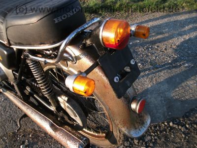 Honda_CB_125_K_blau-weiss_wie_CB_125_200_250_K_T_G_10.jpg