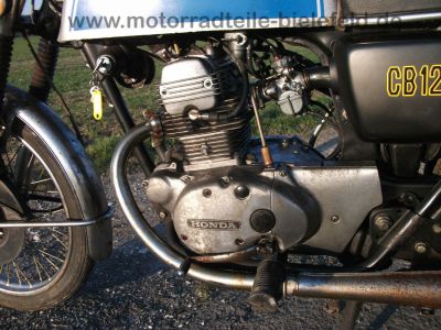 Honda_CB_125_K_blau-weiss_wie_CB_125_200_250_K_T_G_18.jpg