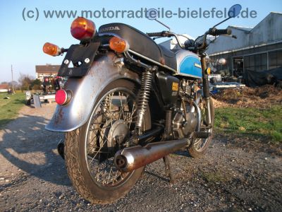 Honda_CB_125_K_blau-weiss_wie_CB_125_200_250_K_T_G_47.jpg