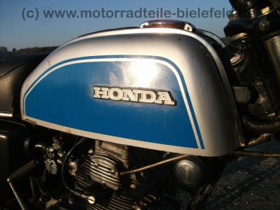 Honda_CB_125_K_blau-weiss_wie_CB_125_200_250_K_T_G_54b.jpg