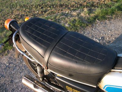 Honda_CB_125_K_blau-weiss_wie_CB_125_200_250_K_T_G_59.jpg