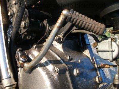 Honda_CB_125_K_blau-weiss_wie_CB_125_200_250_K_T_G_69.jpg
