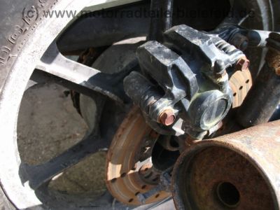 Kawasaki_GPz_550_KZ_550_DE_rot_-_wie_Z_KZ_ZX_GPZ_400_550_750_UT_LTD_E_GP_32.jpg