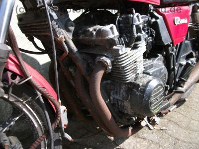 Kawasaki_GPz_550_KZ_550_DE_rot_-_wie_Z_KZ_ZX_GPZ_400_550_750_UT_LTD_E_GP_68.jpg