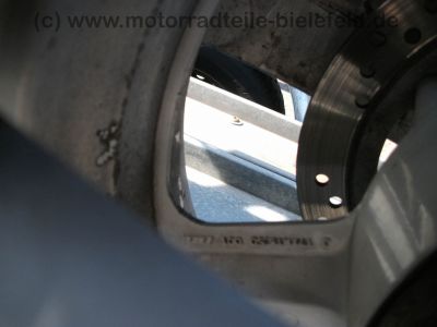 Honda_CBR_1000_F_SC24_HRC_rot-weiss-blau_4in1_Auspuff_Gepaecktraeger_Tourenscheibe_Soziusabdeckung_73.jpg