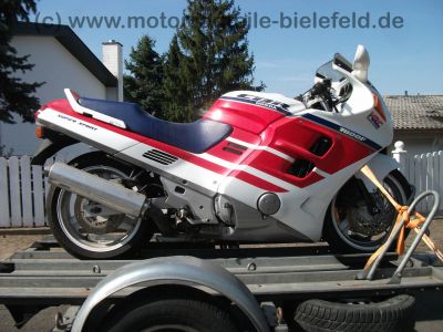 Honda_CBR_1000_F_SC24_HRC_rot-weiss-blau_4in1_Auspuff_Gepaecktraeger_Tourenscheibe_Soziusabdeckung_78.jpg