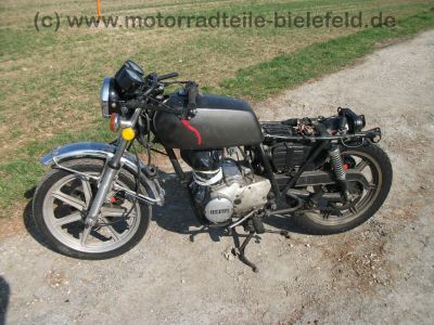 Yamaha_XS_360_1U4_teilzerlegt_wie_XS_250_360_400_SOHC_SE_1U5_2A2_4G5_74.jpg