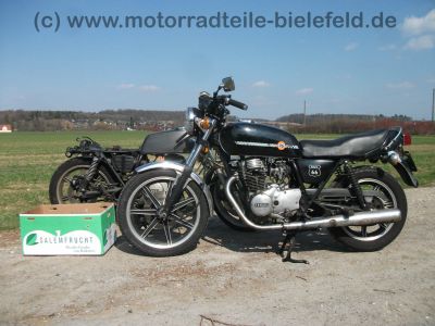 Yamaha_XS_400_2A2_schwarz_Route_76_wie_XS_250_360_400_SOHC_SE_1U4_1U5_2A2_4G5_1.jpg